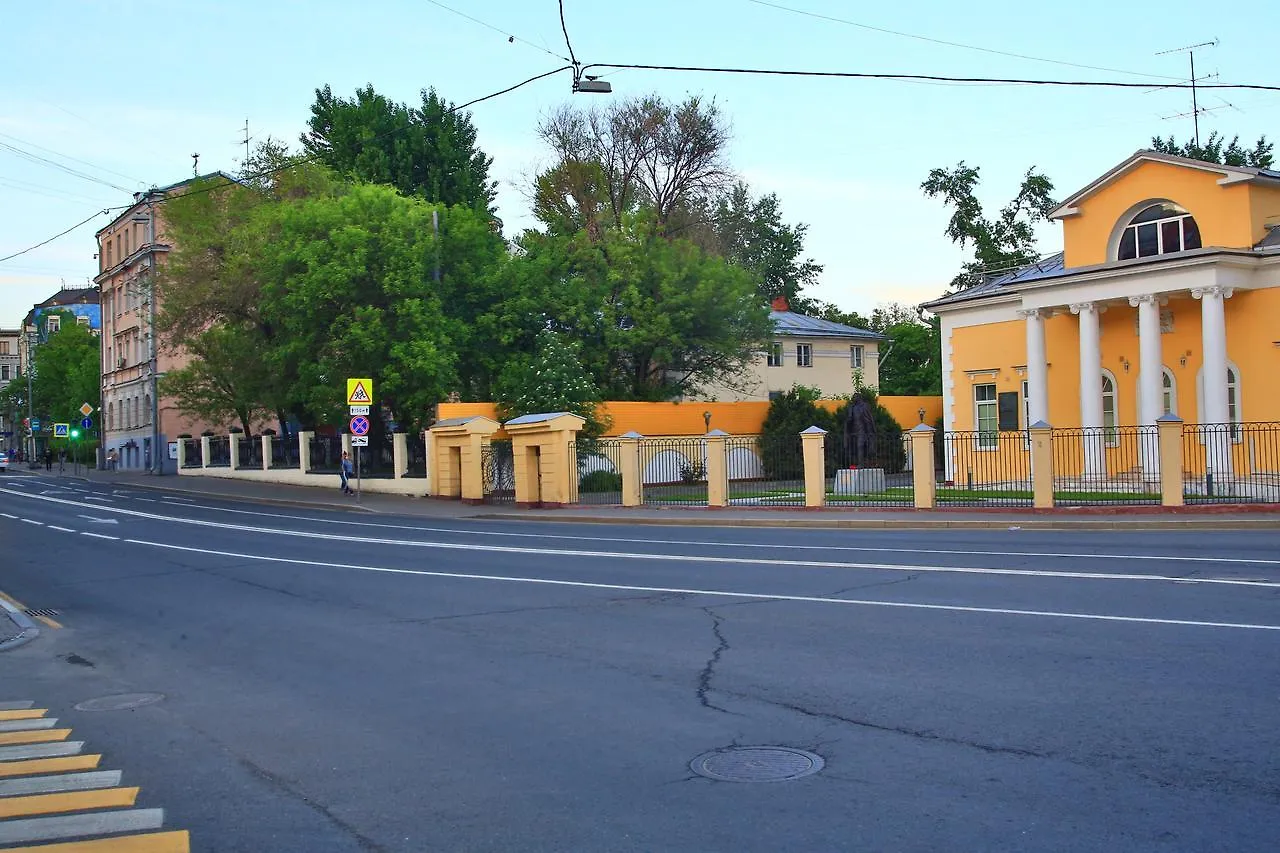 Hotel Ostozhenka 47 Moscou